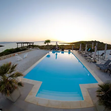 Apartament Tersanas Beach Lodges *