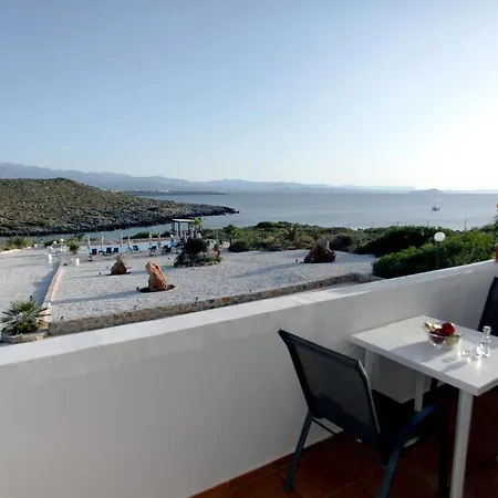 Apartament Tersanas Beach Lodges *