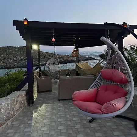 Tersanas Beach Lodges *